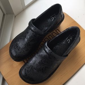 boc shoes wide width